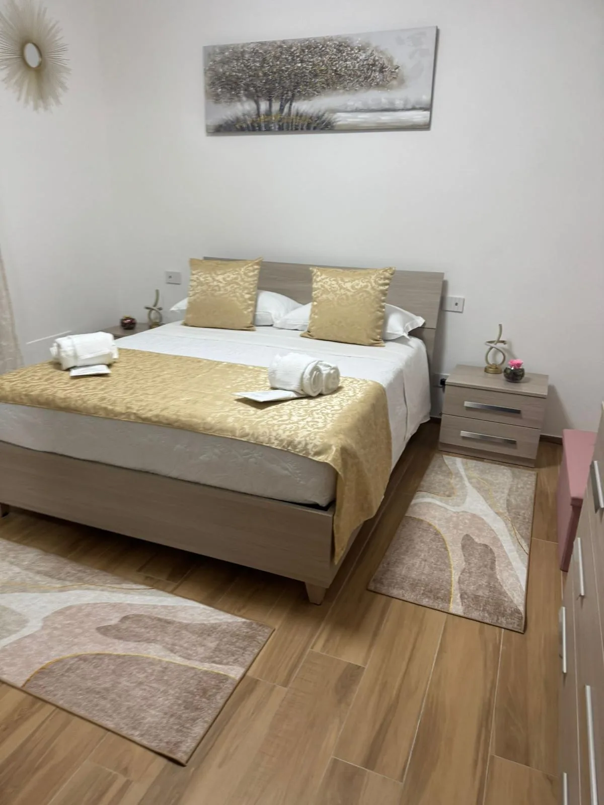 Camera matrimoniale con letto king size